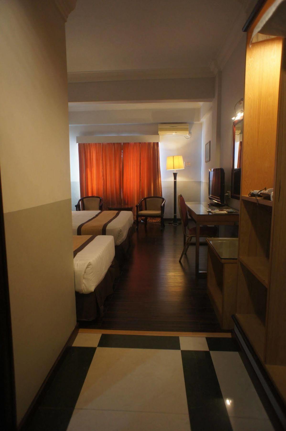Tyng Garden Hotel SDK Extérieur photo