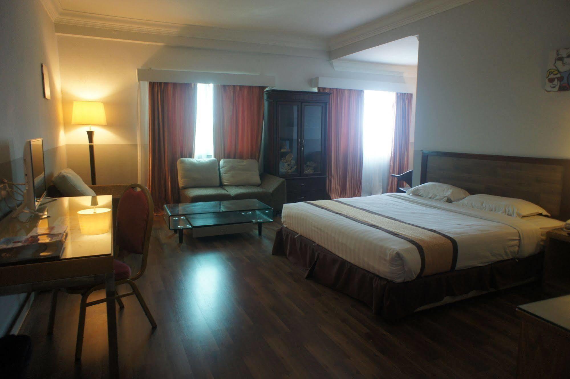 Tyng Garden Hotel SDK Extérieur photo